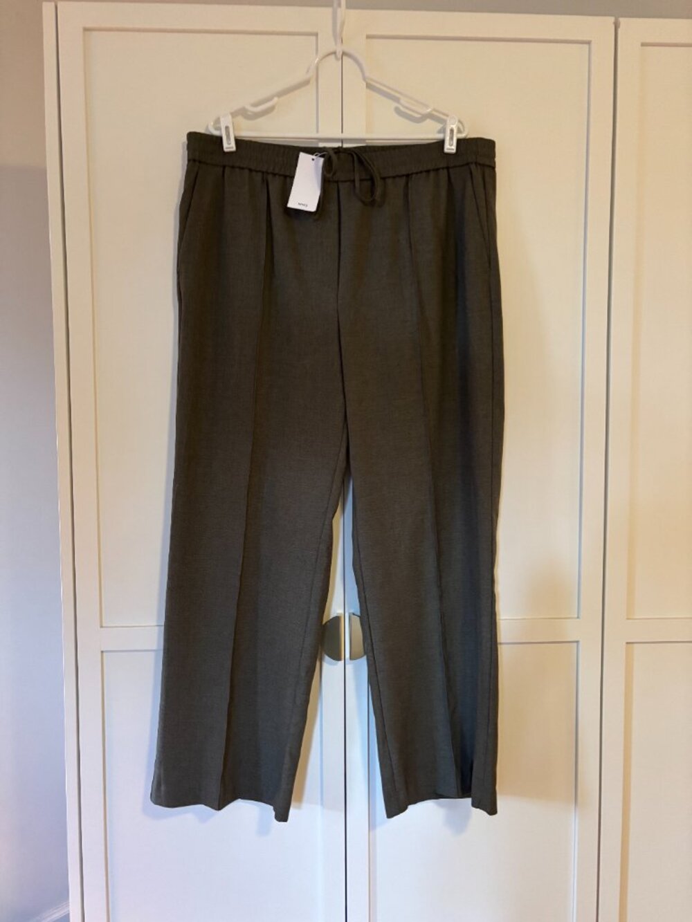 MANGO NWT wide leg pull-on trousers grey-green (size 14)